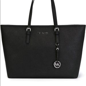 Michael Kors Jet Set Tote GOLD HARDWARE